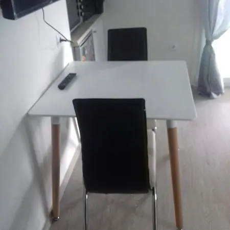 Agia Paraskevi, A Cozy And Minimal Retire Atény
